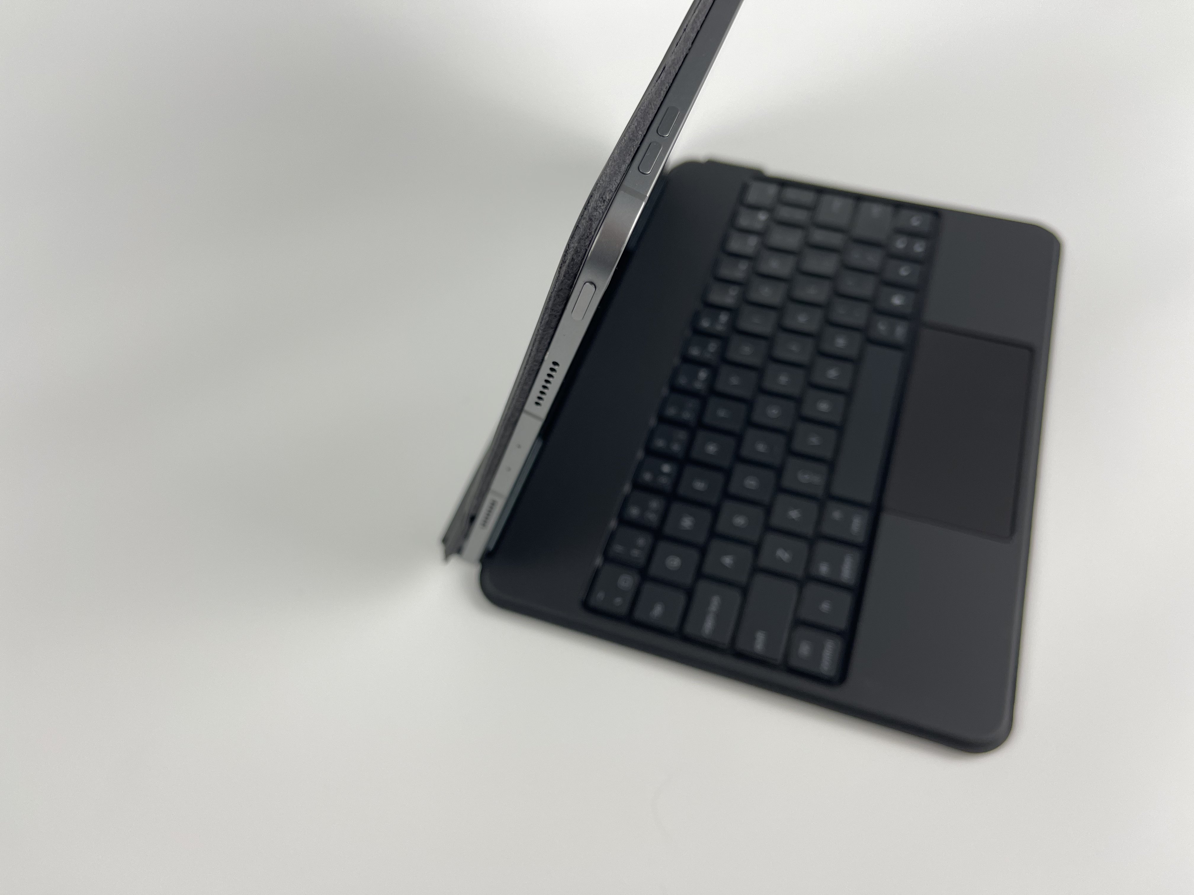 Etui z klawiaturą do iPada